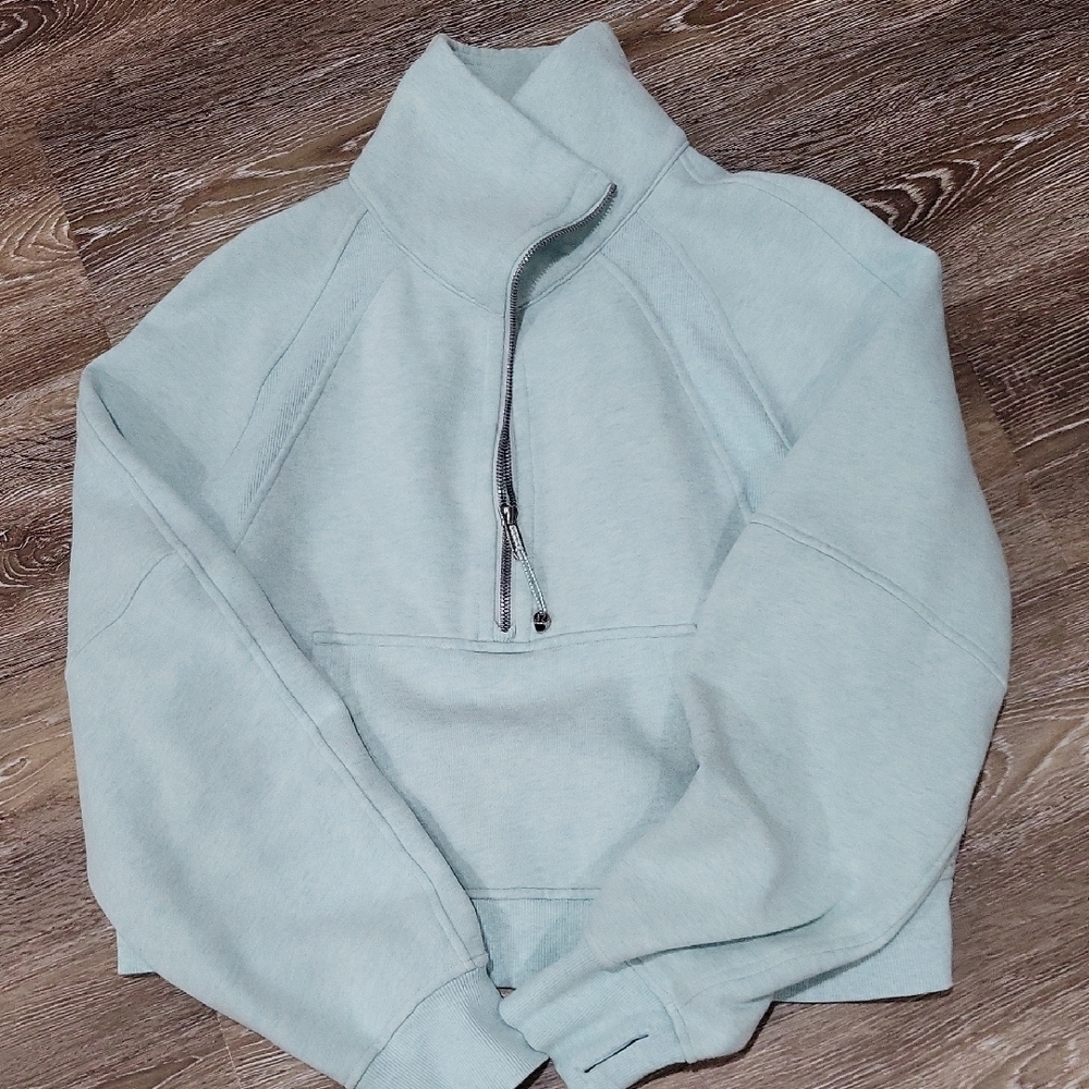 Lululemon Athletica Light Gray Sweatshirt